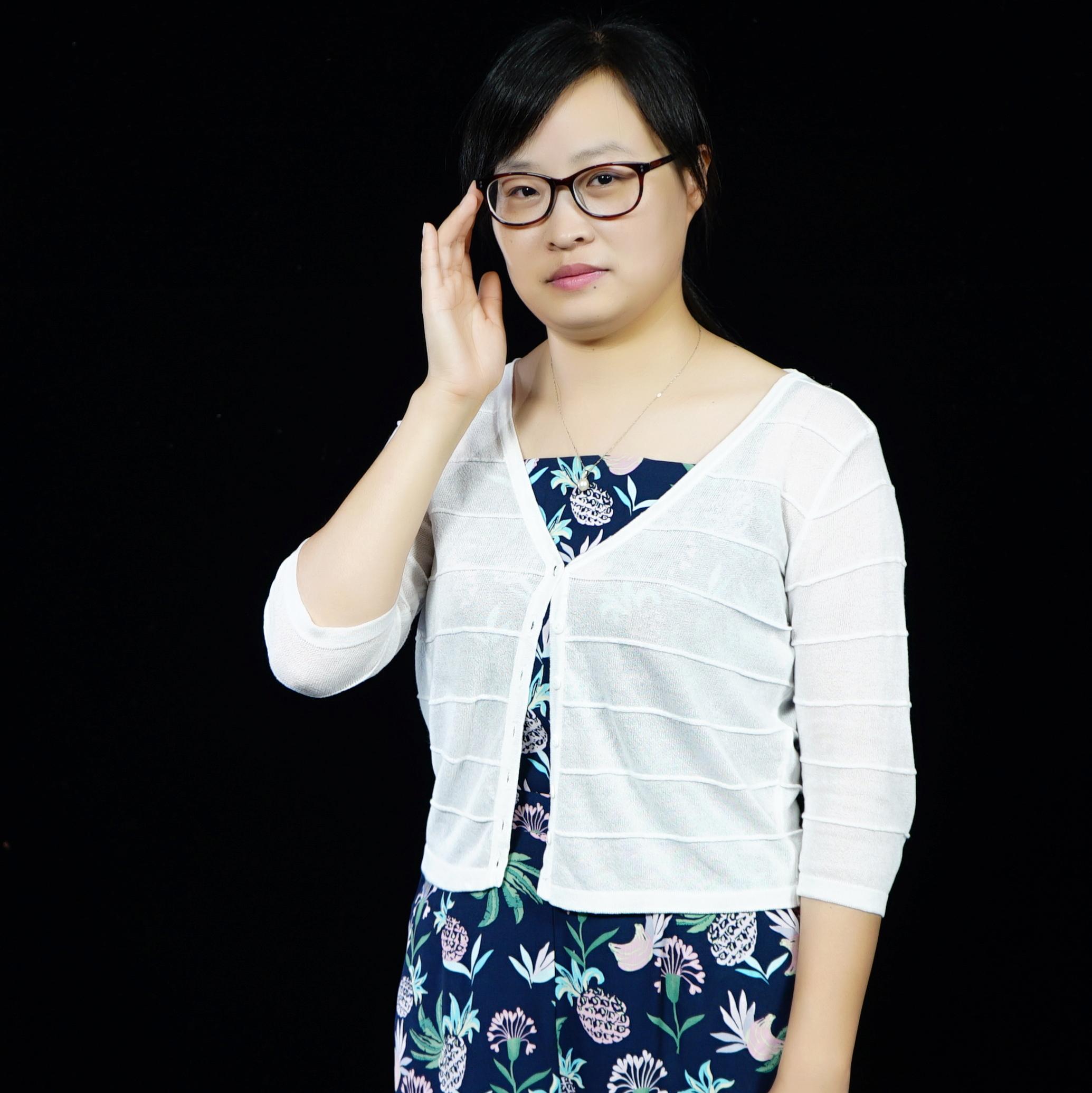 医院乳腺血管外科主任,全国名老中医药专家周玉朱传承工作室负责人