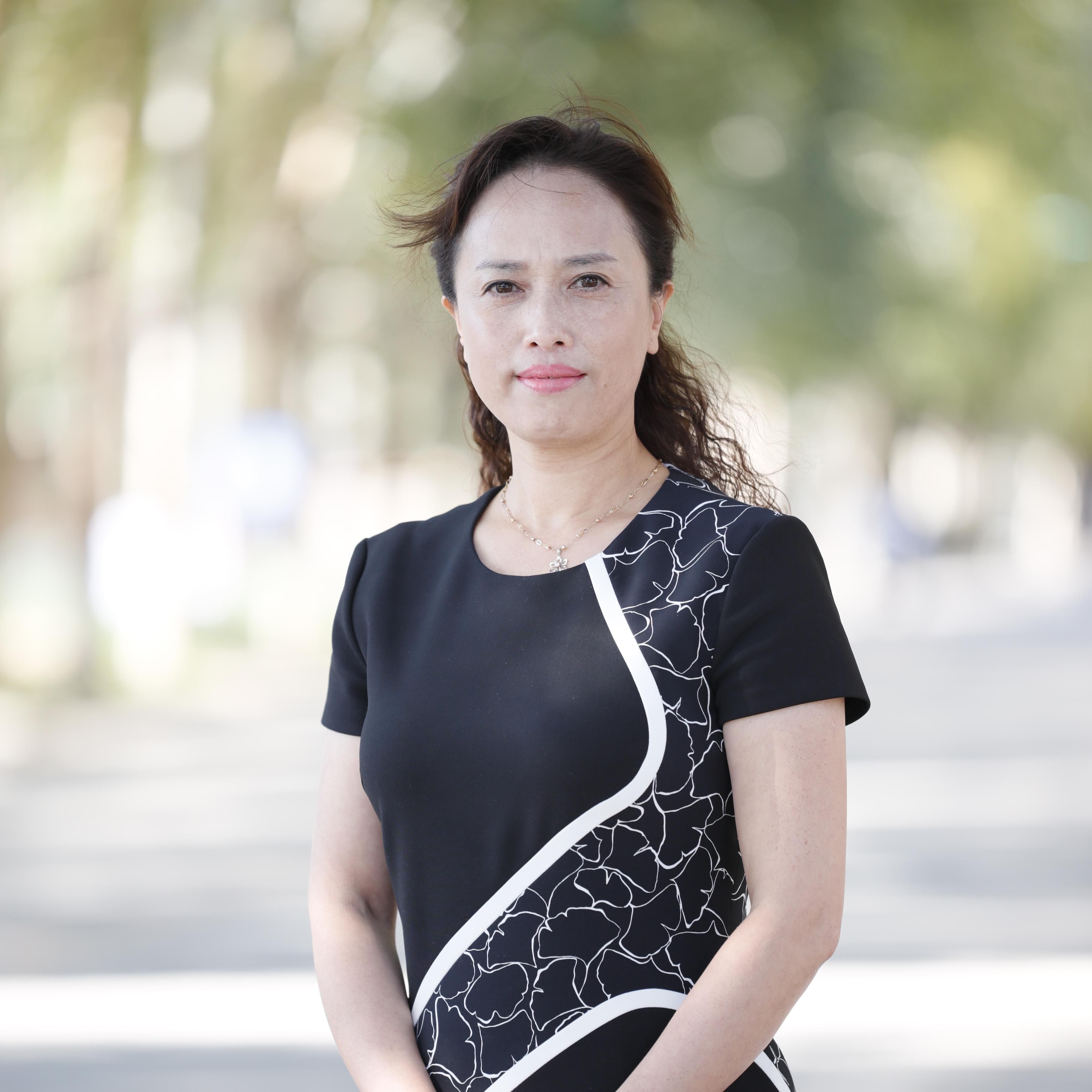 纪颖·吉林师范大学团队教师副教授纪颖:副教授,硕士生导师,中共党员