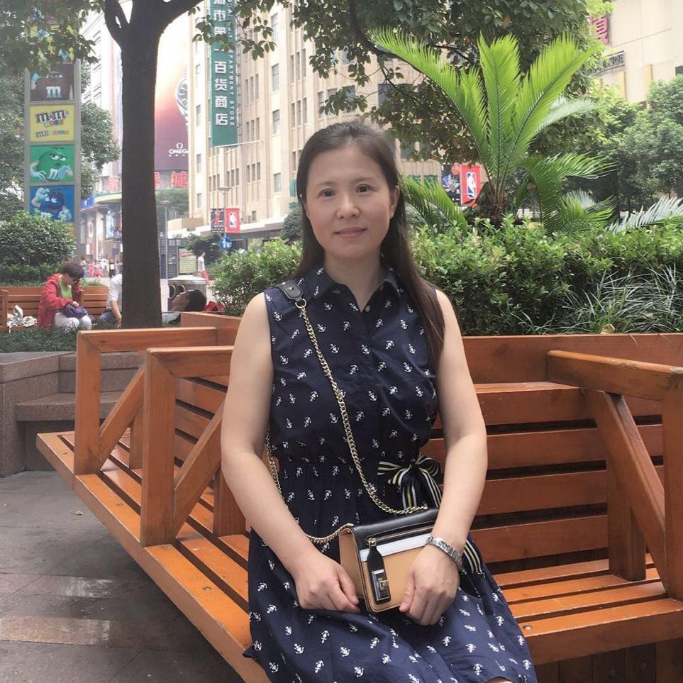李春霞 · 青岛科技大学 团队教师 副教授