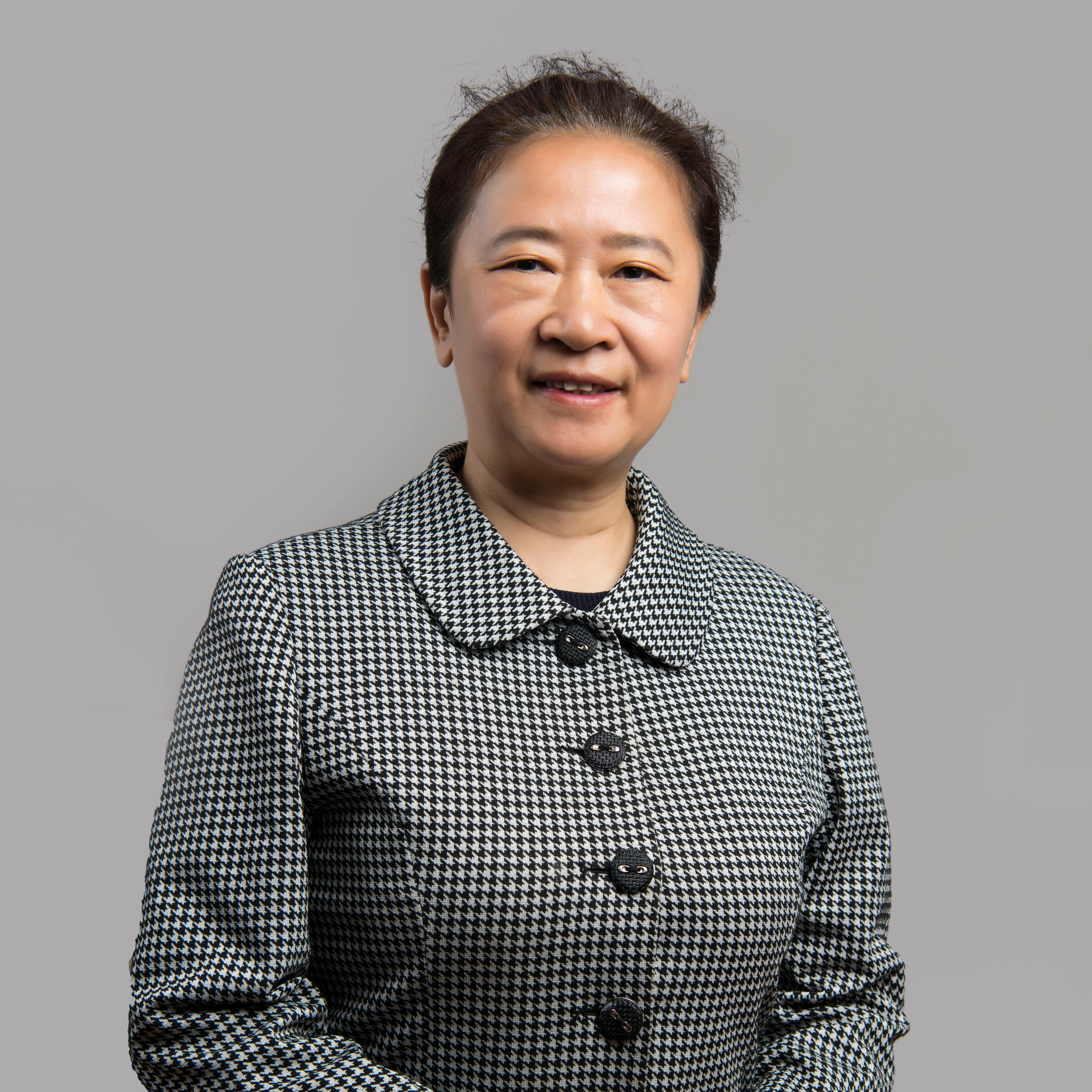 天津大学精密仪器与光电子工程学院教授,博士生导师.