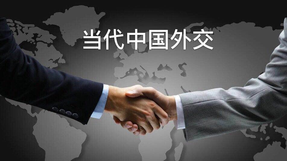 东方歌舞团是周总理在从万隆会议回国的飞机上决定成立的。