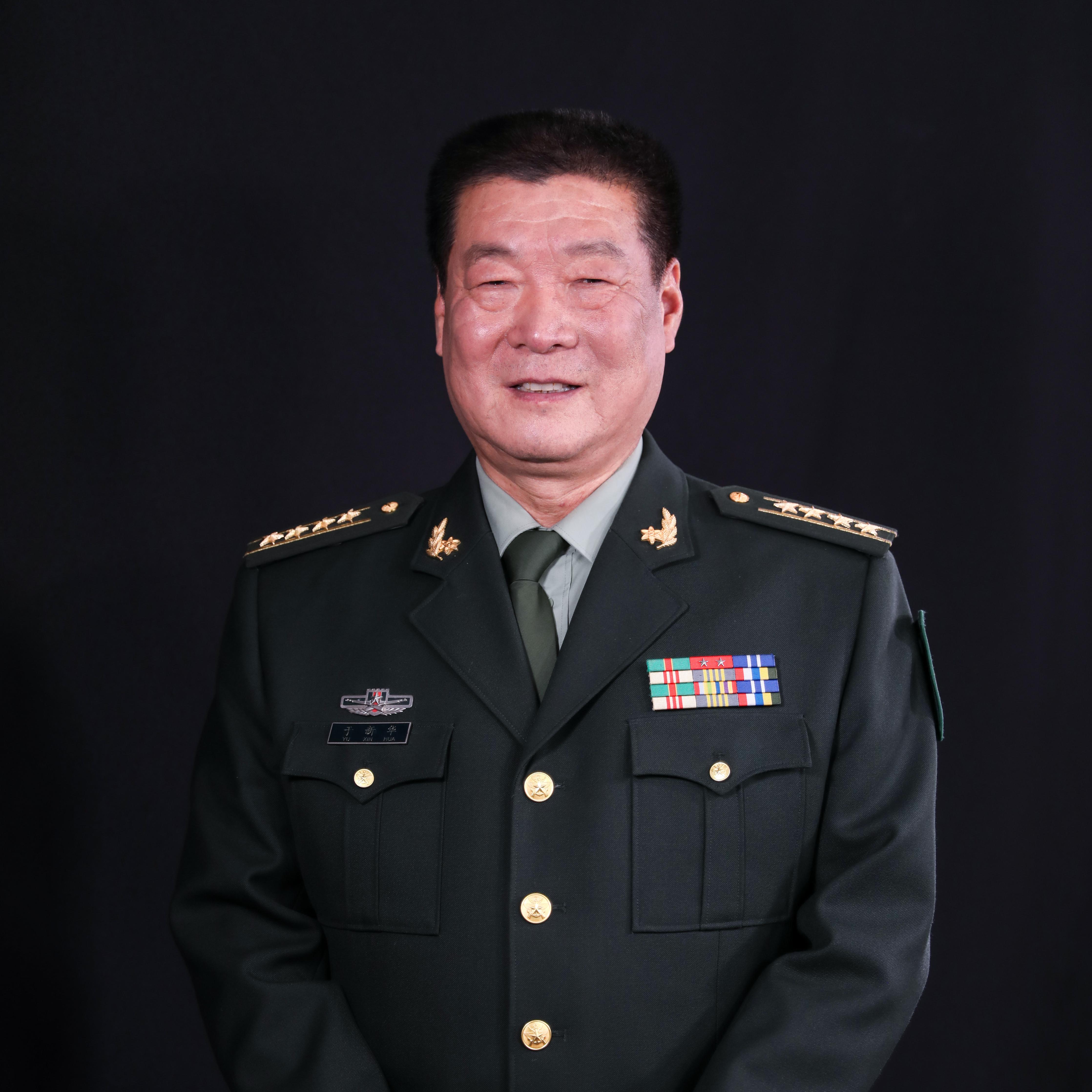于新华·国防大学团队教师教授国防大学原战役教研部教授,大校军衔.