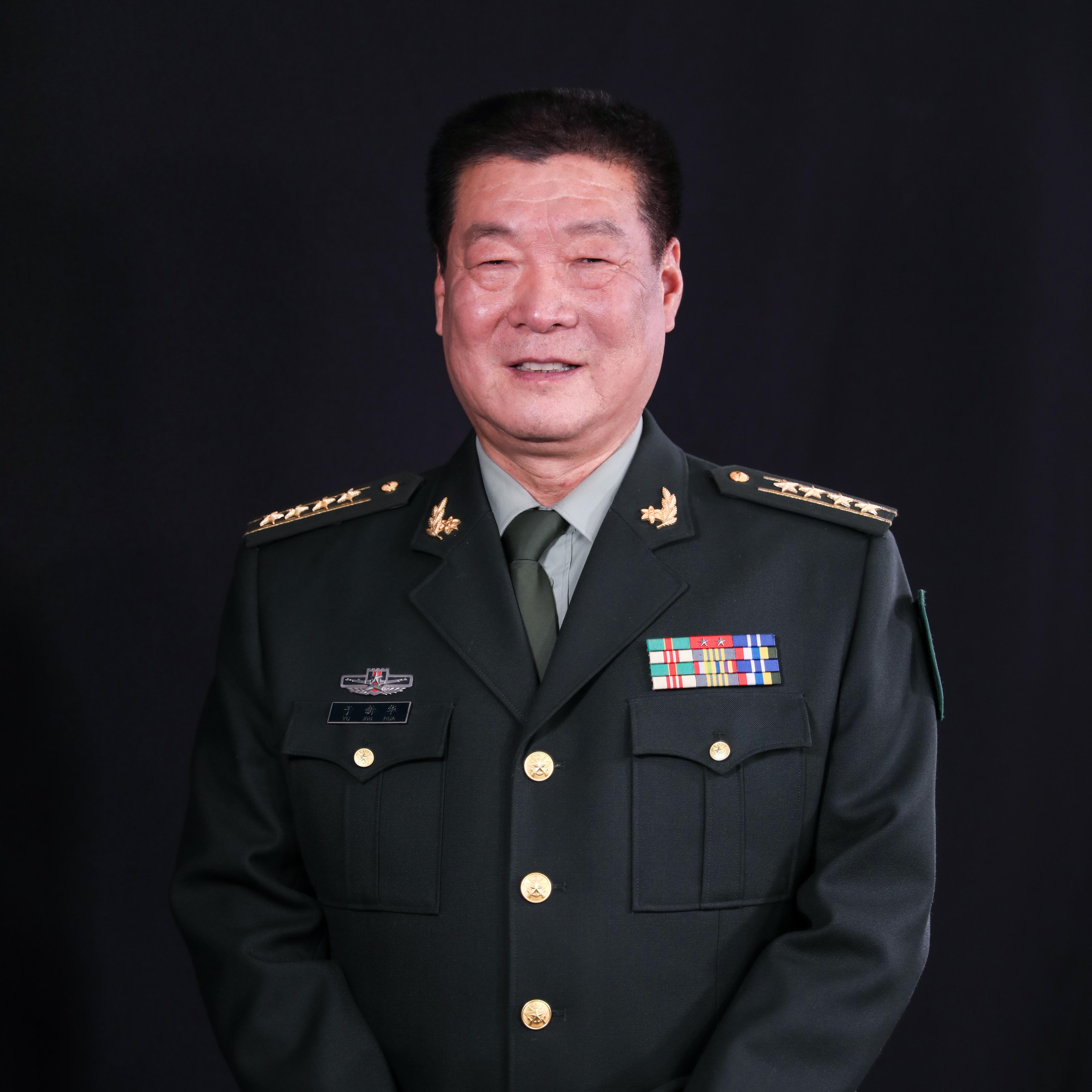 于新华·国防大学团队教师教授国防大学原战役教研部教授,大校军衔.