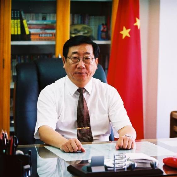 刘晓民·吉林大学课程负责人教授河北卢龙人,1969年12月参加工作,1975